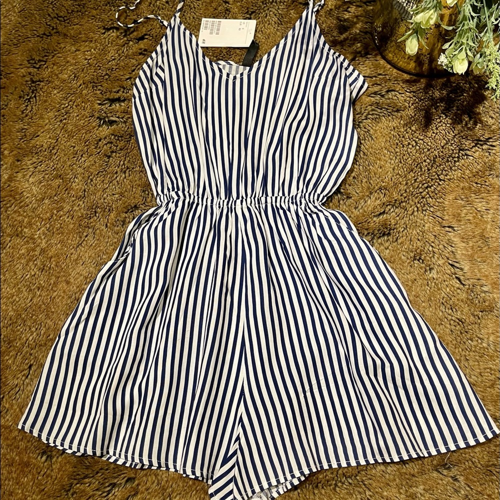 NWT H&M Striped Navy/White Romper Sz 0
